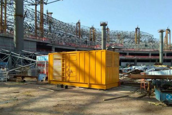 岳阳发电机出租如何判断空气滤清器是否需要更换？